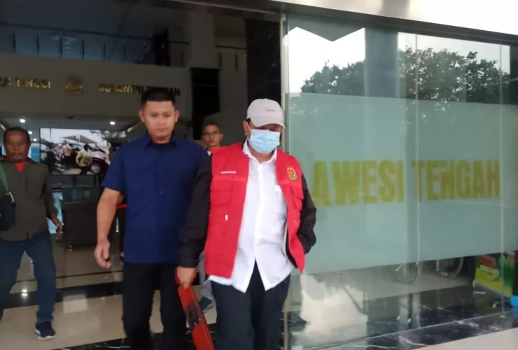 Kejati Sulteng Tahan Tiga Tersangka Korupsi Proyek Jalan Parigi Moutong