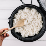 Masak Nasi Berapa Lama? Panduan Lengkap Waktu Memasak Nasi yang Tepat